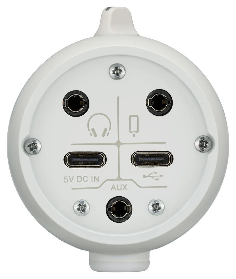 AG01 White