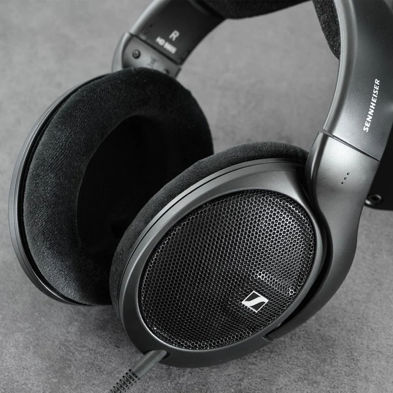HD 560S