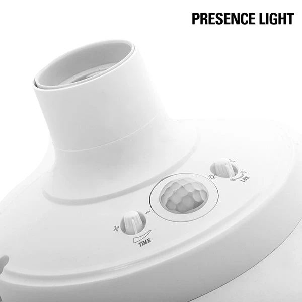 Presence Light Bulb Holder with Motion Sensor
