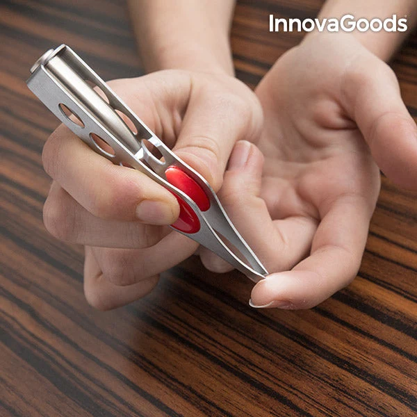 InnovaGoods Tweezers with LED light
