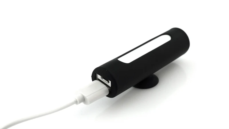 Batterie externe 2200 mAh, sorties usb, entrée micro usb KHATIM
