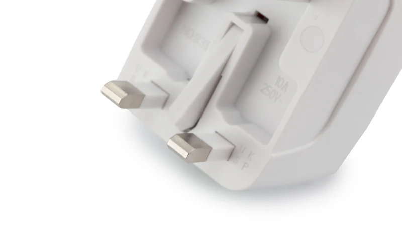 Adaptateur de prises rétractables, conception portable et ultra-compacte TYRU