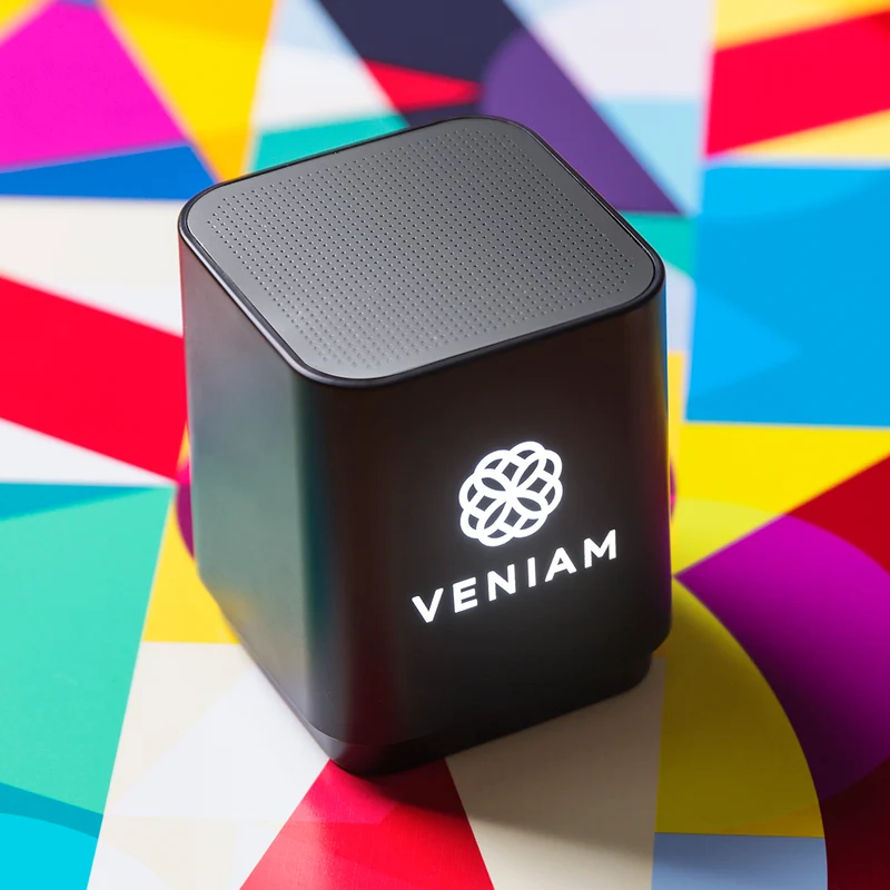 Enceinte bluetooth 5.0 et logo LED LUNEM