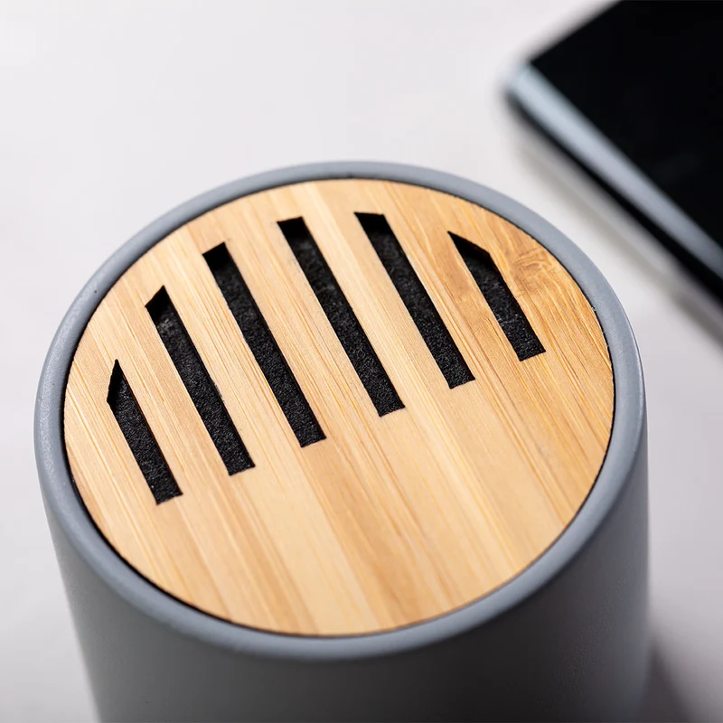 Enceintes bluetooth, 3w, batterie 300 mAh en ciment calcaire et bambou PILER
