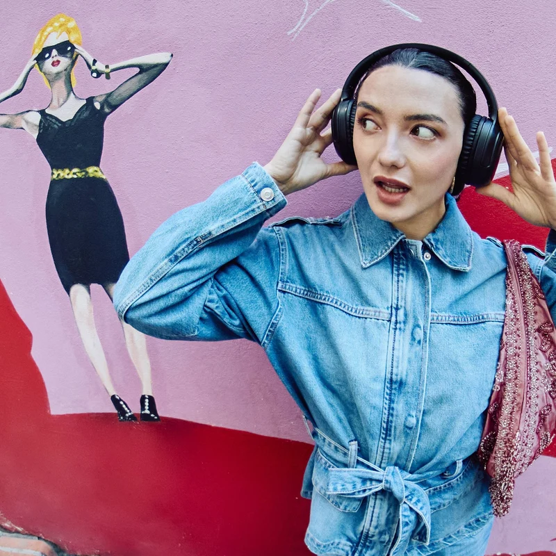Rizz Headphones