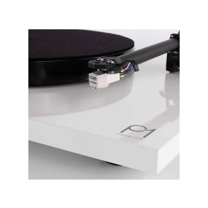 Rega Carbon