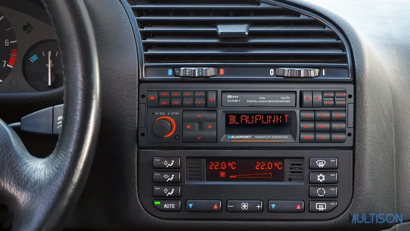 Blaupunkt Frankfurt RCM 82 DAB – Autoradio Vintage Bluetooth, DAB+