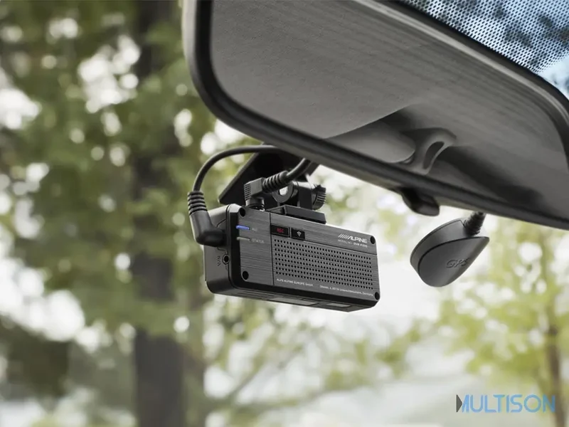 Alpine DVR-F220 - DashCam Enregistrement Full HD avec assistance à la conduite