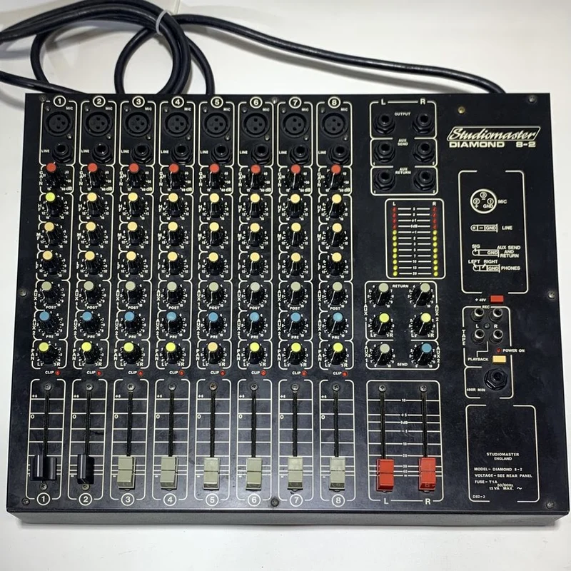 Studiomaster DIAMOND 8-2 Analog Mixer - USED
