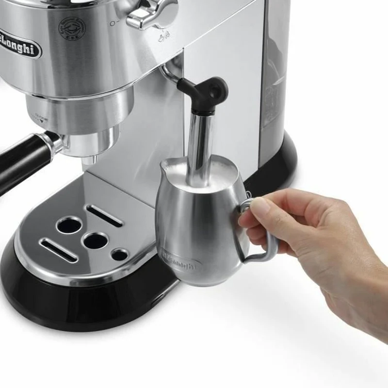Machine à café manuelle express DeLonghi EC 685.M Métal 1 L