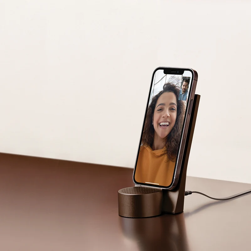 ワイヤレス充電器・Bluetoothスピーカーが一つになったオシャレデバイス LEXON CITY ENERGY PRO LD145