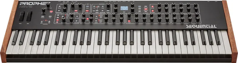 REV2 8 Voix