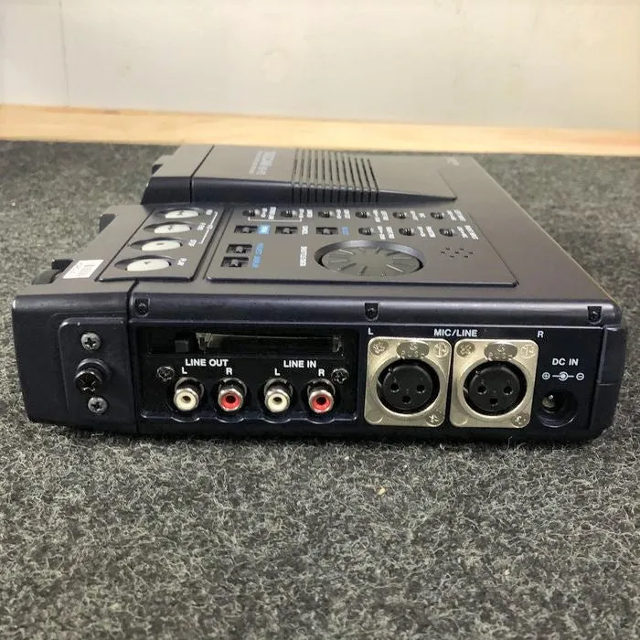 Tascam HD-P2 Portable Stereo CF Recorder - DEMO